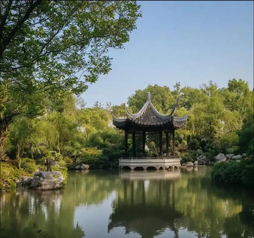 雨湖区醉波教育有限公司